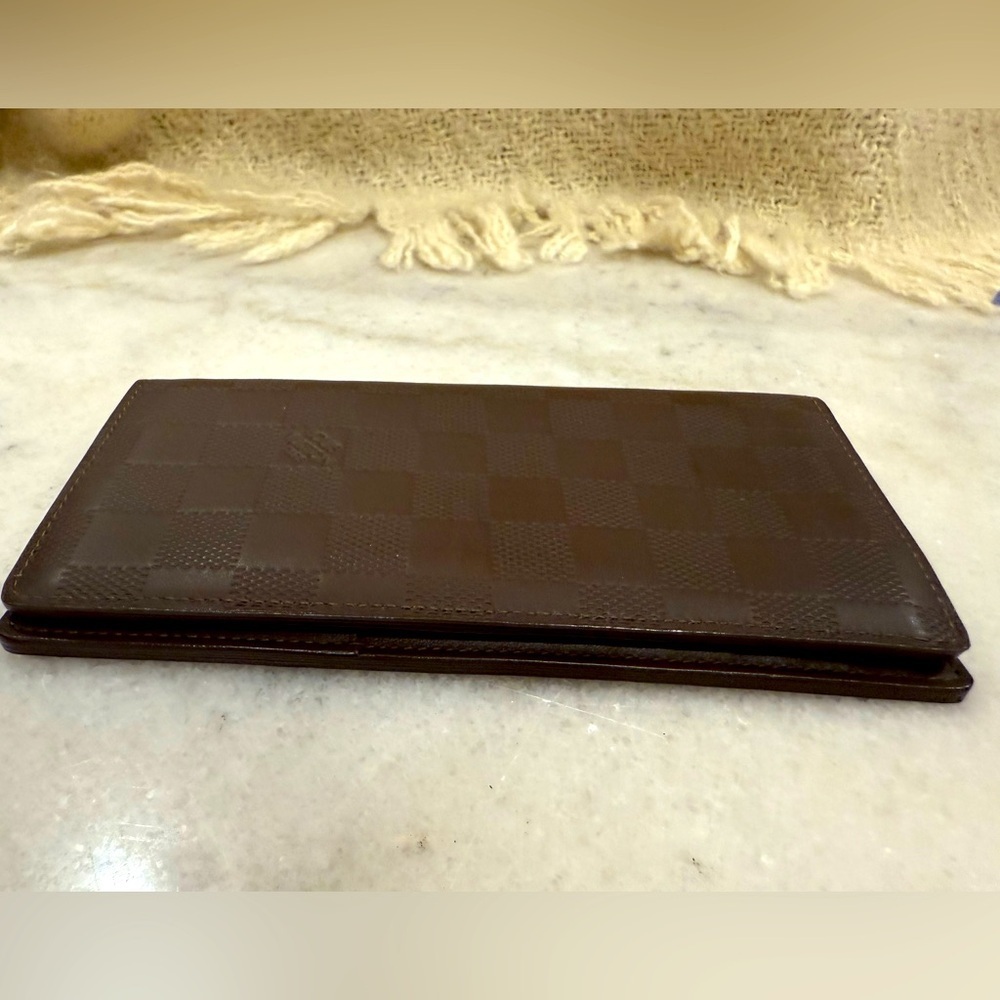 Louis Vuitton Brazza wallet in brown checkerboard print leather - Picture 11 of 14
